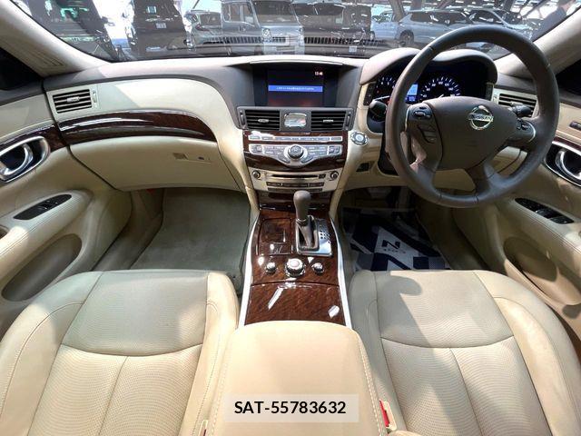 Nissan FUGA 2021-05 8314601-1
