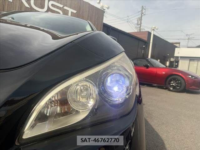 Nissan FUGA 2012-03 8314606-9