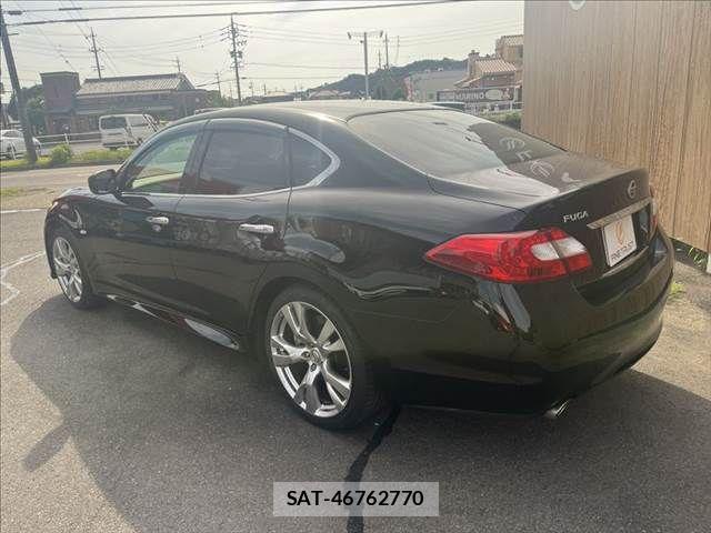 Nissan FUGA 2012-03 8314606-16