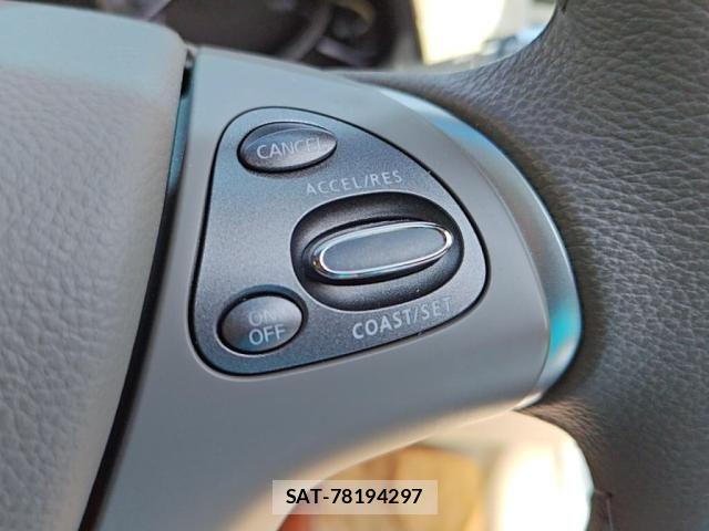 Nissan FUGA 2015-02 8314604-13