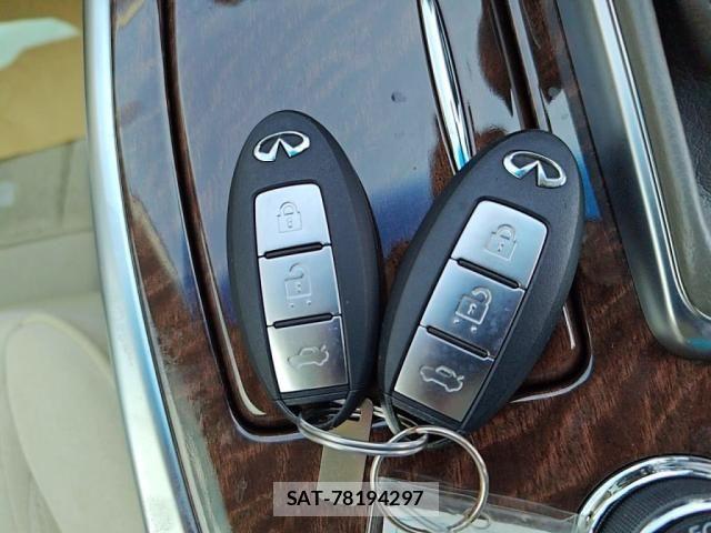Nissan FUGA 2015-02 8314604-15