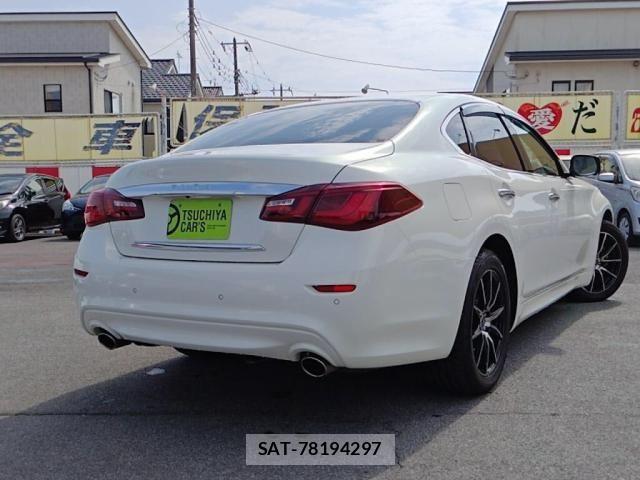 Nissan FUGA 2015-02 8314604-1