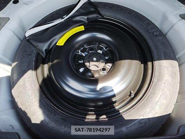Nissan FUGA 2015-02 8314604-29
