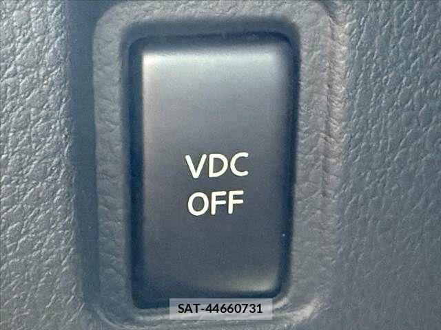 Nissan FUGA 2006-07 8314605-29