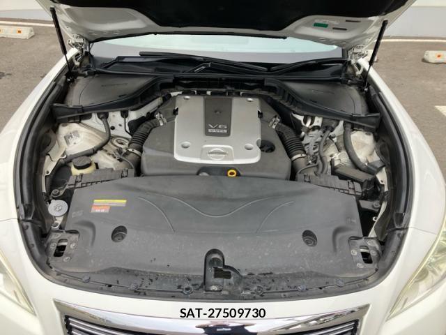 Nissan FUGA 2011-05 8335961-9