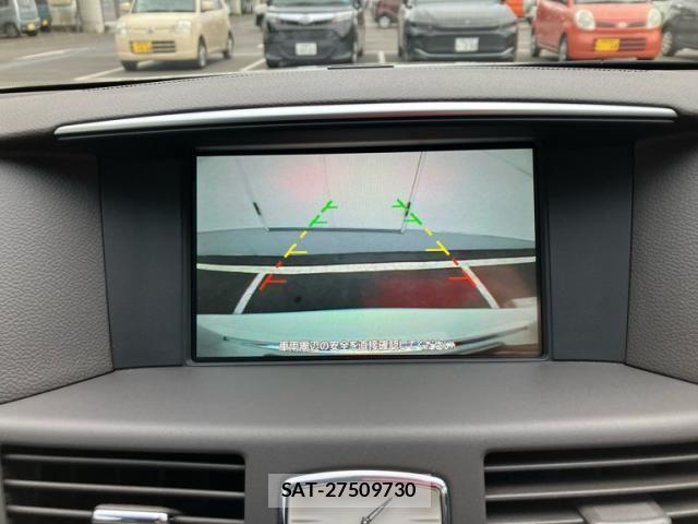 Nissan FUGA 2011-05 8335961-16
