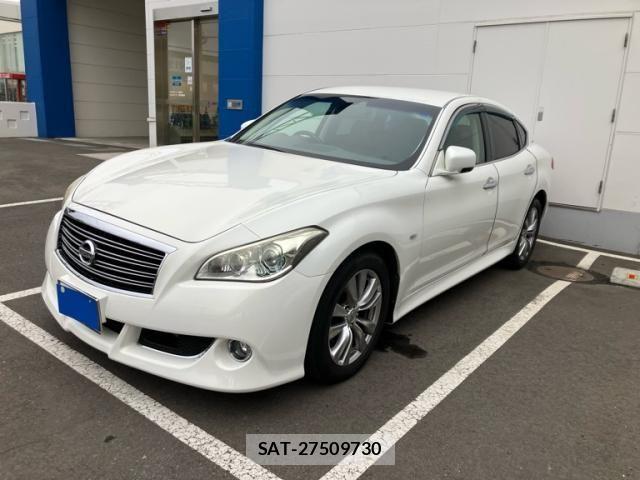Nissan FUGA 2011-05 8335961-3