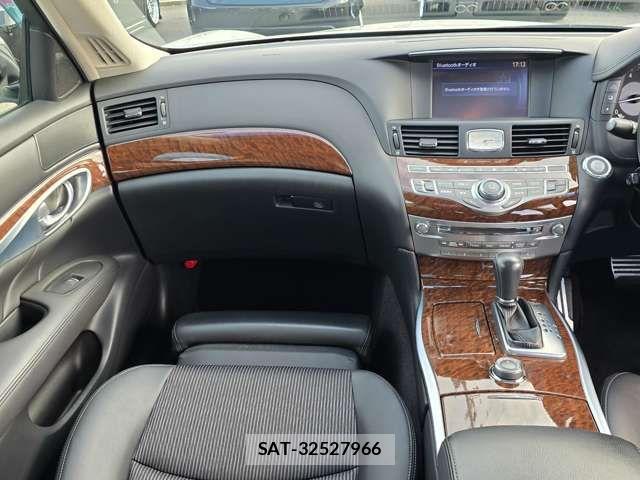 Nissan FUGA 2015-09 8335959-15