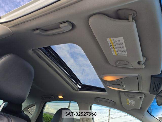 Nissan FUGA 2015-09 8335959-27