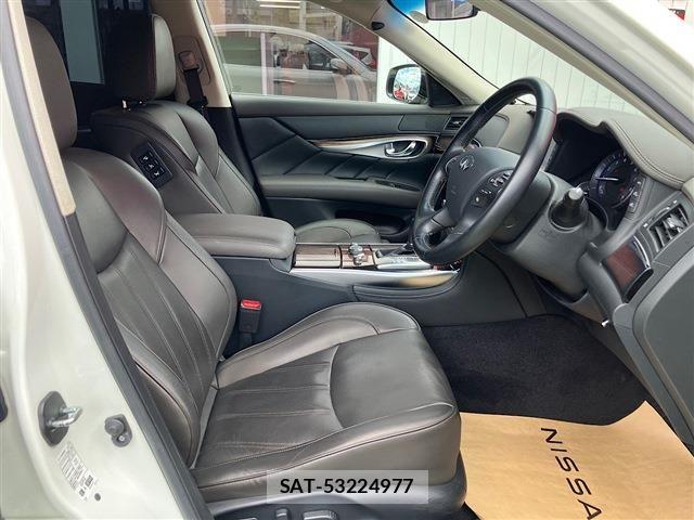 Nissan FUGA 2018-01 8354557-10