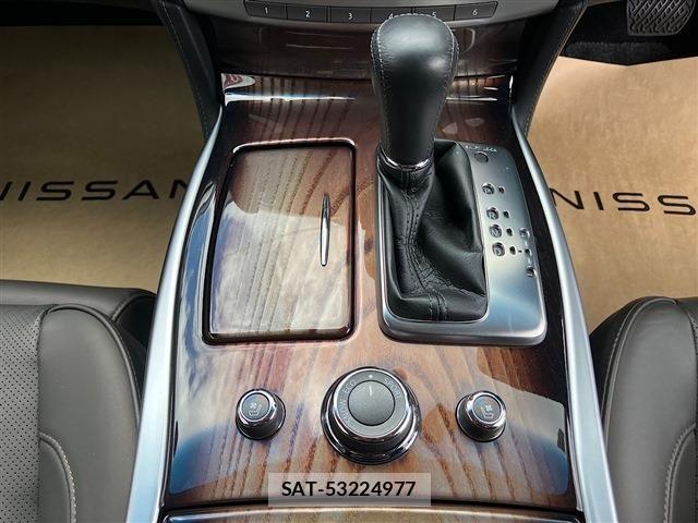 Nissan FUGA 2018-01 8354557-19