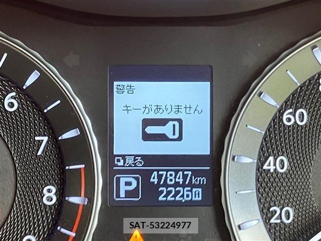 Nissan FUGA 2018-01 8354557-21
