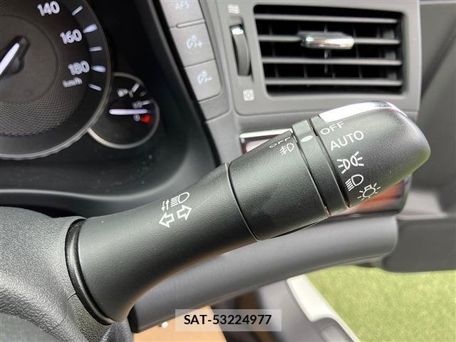 Nissan FUGA 2018-01 8354557-29