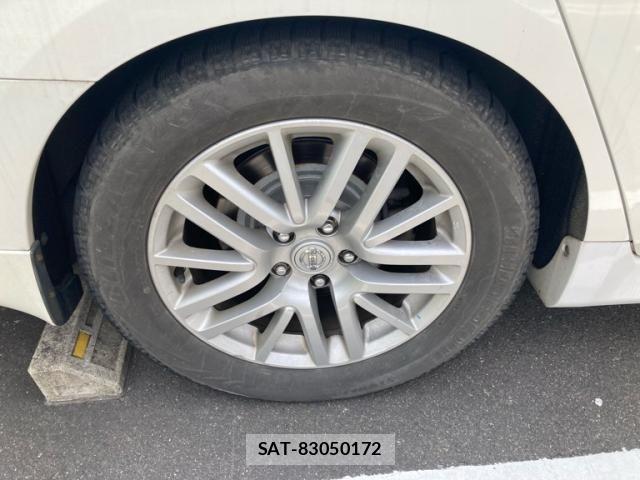 Nissan FUGA 2008-02 8366061-7