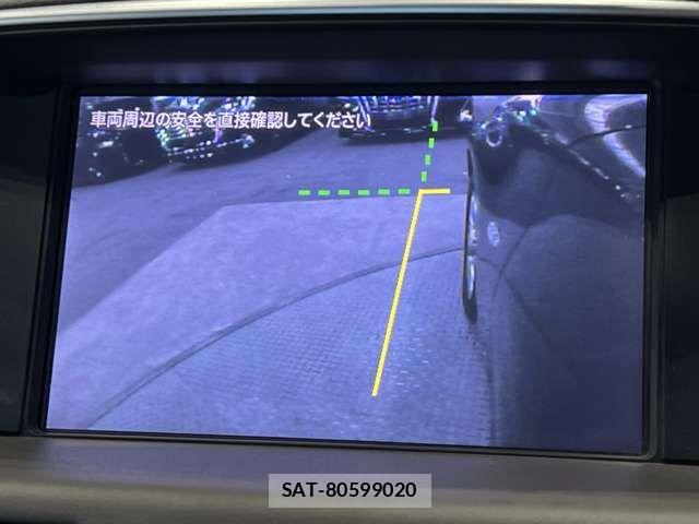 Nissan FUGA 2013-08 8366059-9