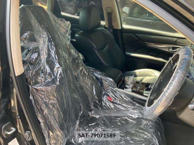 Nissan FUGA 2011-08 8366062-14