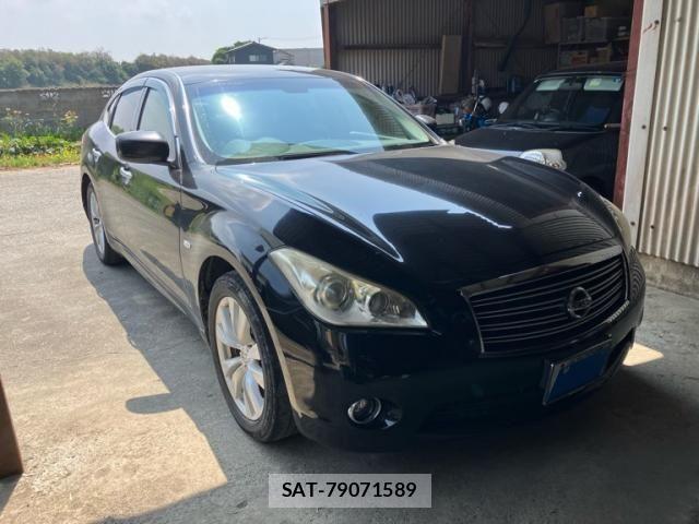 Nissan FUGA 2011-08 8366062-1