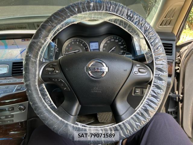 Nissan FUGA 2011-08 8366062-20