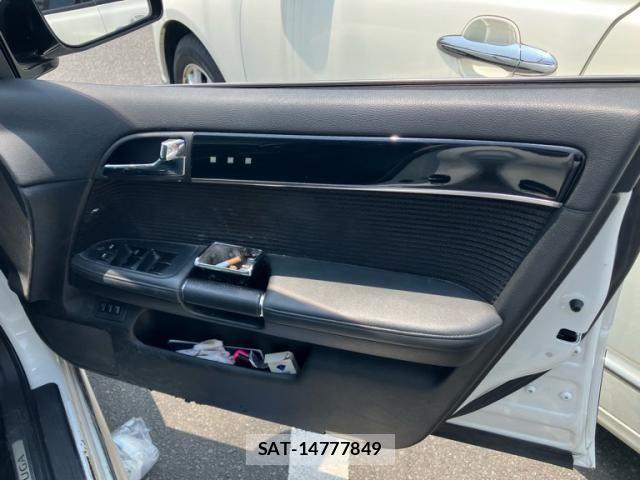 Nissan FUGA 2008-01 8366060-14