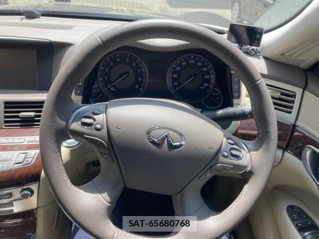 Nissan FUGA 2018-11 8371690-12