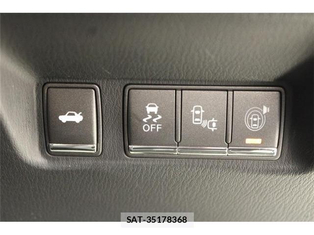 Nissan FUGA 2015-03 8457561-3