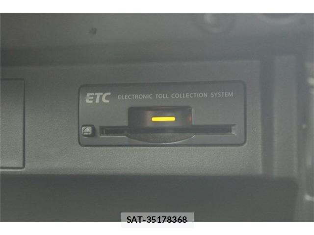 Nissan FUGA 2015-03 8457561-4