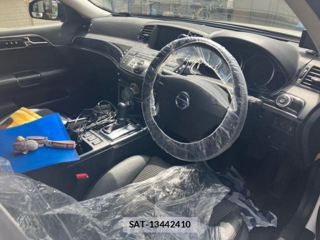 Nissan FUGA 2009-08 8485458-9