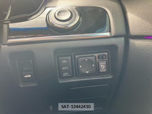 Nissan FUGA 2009-08 8485458-13