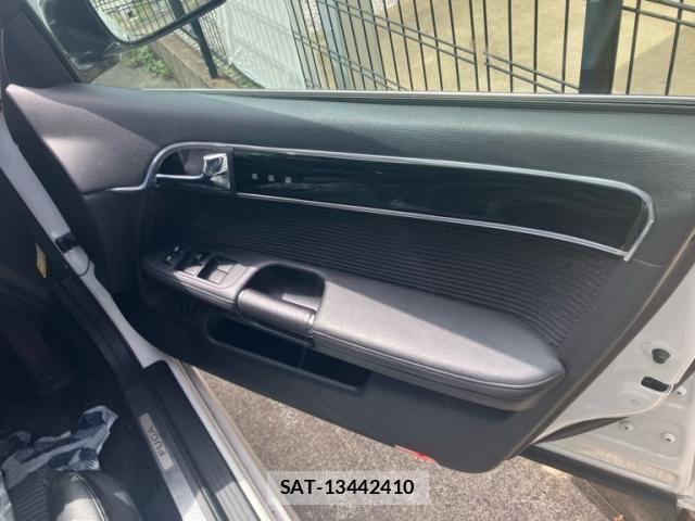 Nissan FUGA 2009-08 8485458-20