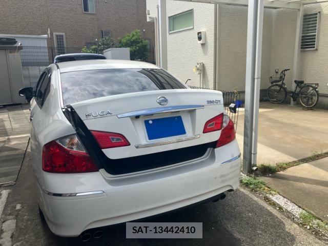 Nissan FUGA 2009-08 8485458-2