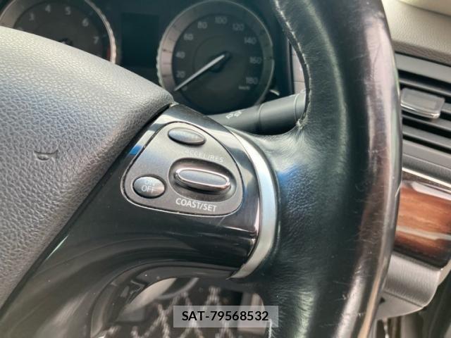 Nissan FUGA 2009-12 8485457-13