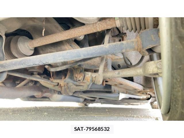 Nissan FUGA 2009-12 8485457-25