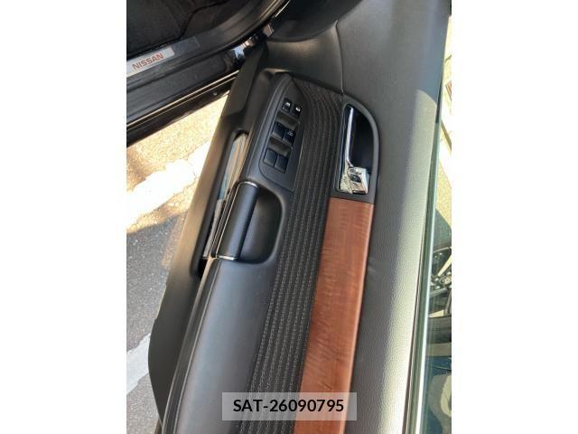 Nissan FUGA 2005-11 8562025-10