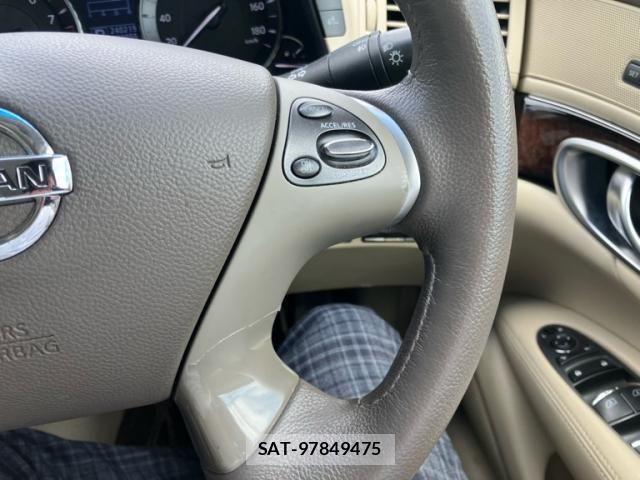 Nissan FUGA 2010-01 8562022-10