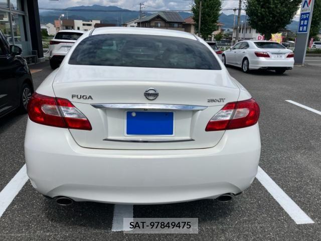Nissan FUGA 2010-01 8562022-2