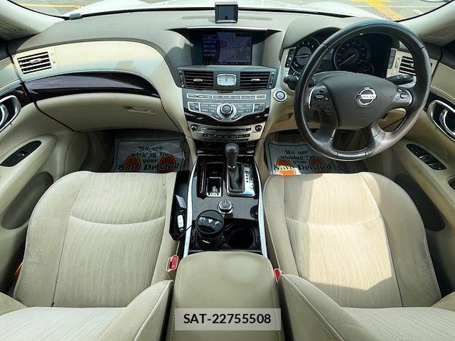 Nissan FUGA 2011-08 8659249-1