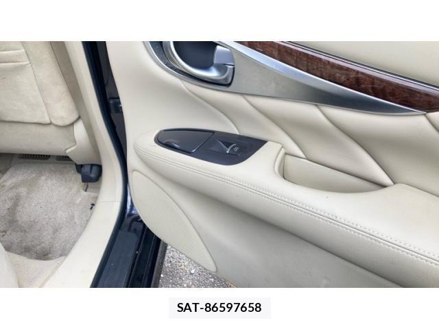 Nissan FUGA 2010-01 8659250-8