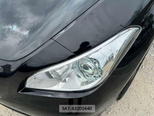 Nissan FUGA 2012-08 8742378-13