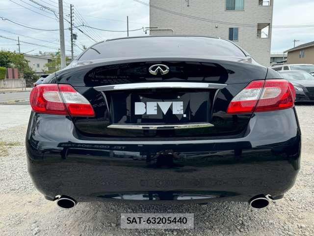Nissan FUGA 2012-08 8742378-16