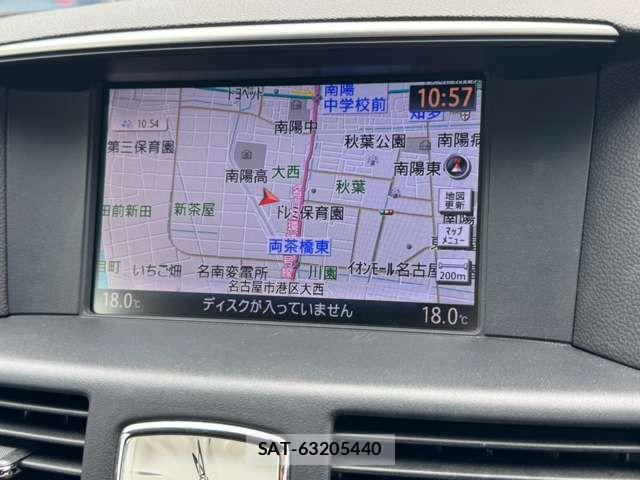Nissan FUGA 2012-08 8742378-4