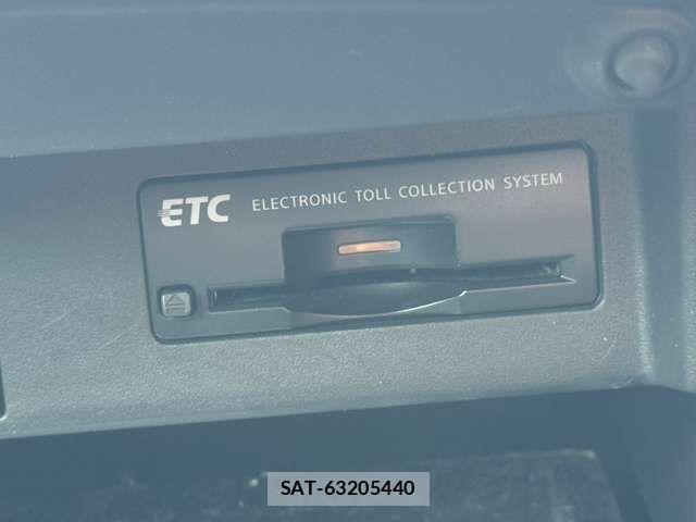 Nissan FUGA 2012-08 8742378-6