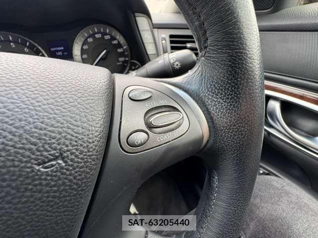 Nissan FUGA 2012-08 8742378-8