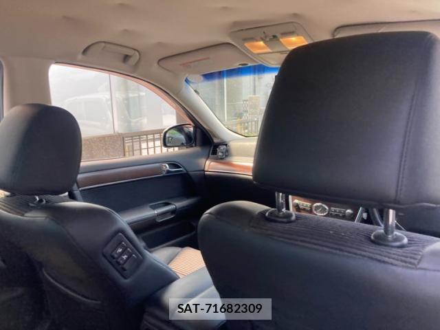 Nissan FUGA 2008-06 8742380-11