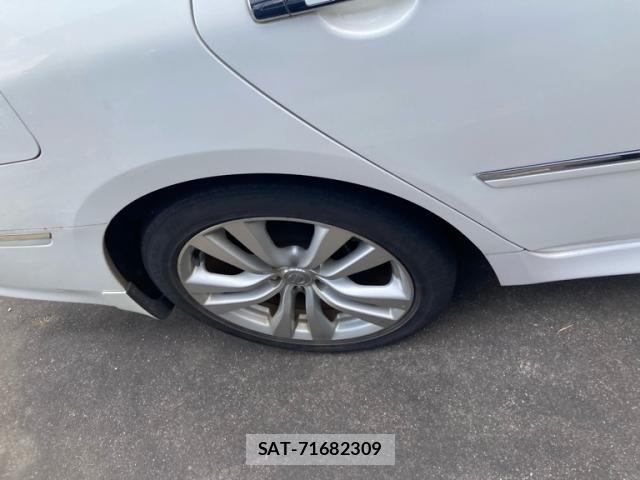Nissan FUGA 2008-06 8742380-3