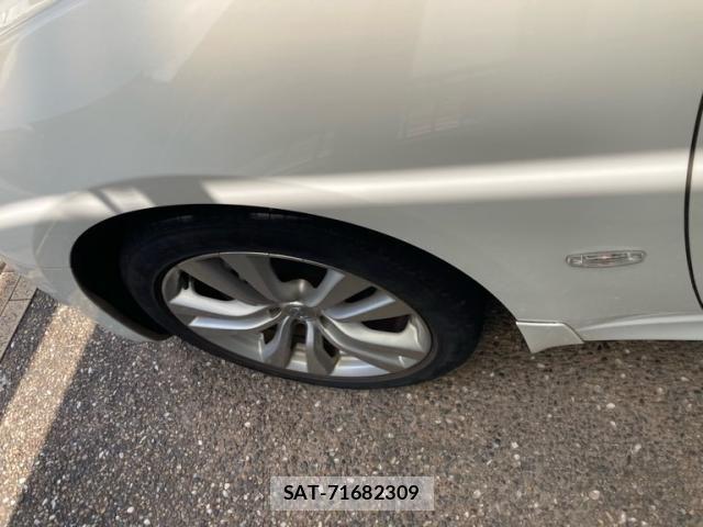 Nissan FUGA 2008-06 8742380-7