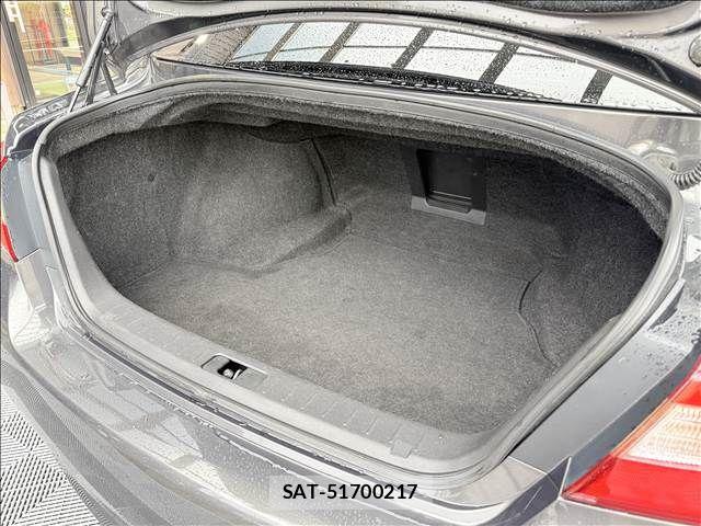 Nissan FUGA 2012-05 8780403-10