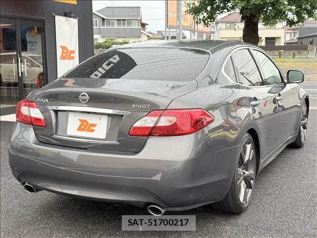 Nissan FUGA 2012-05 8780403-23