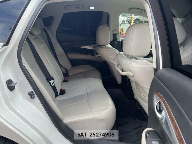 Nissan FUGA 2016-01 8829208-12