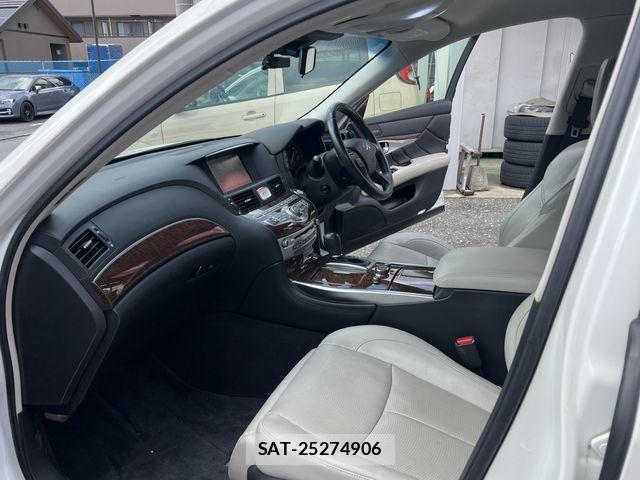 Nissan FUGA 2016-01 8829208-13