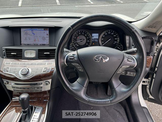 Nissan FUGA 2016-01 8829208-1